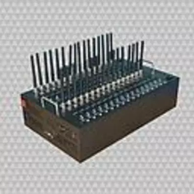 Chipeira GSM 32 Portas Gateway SMS em Massa Industrial